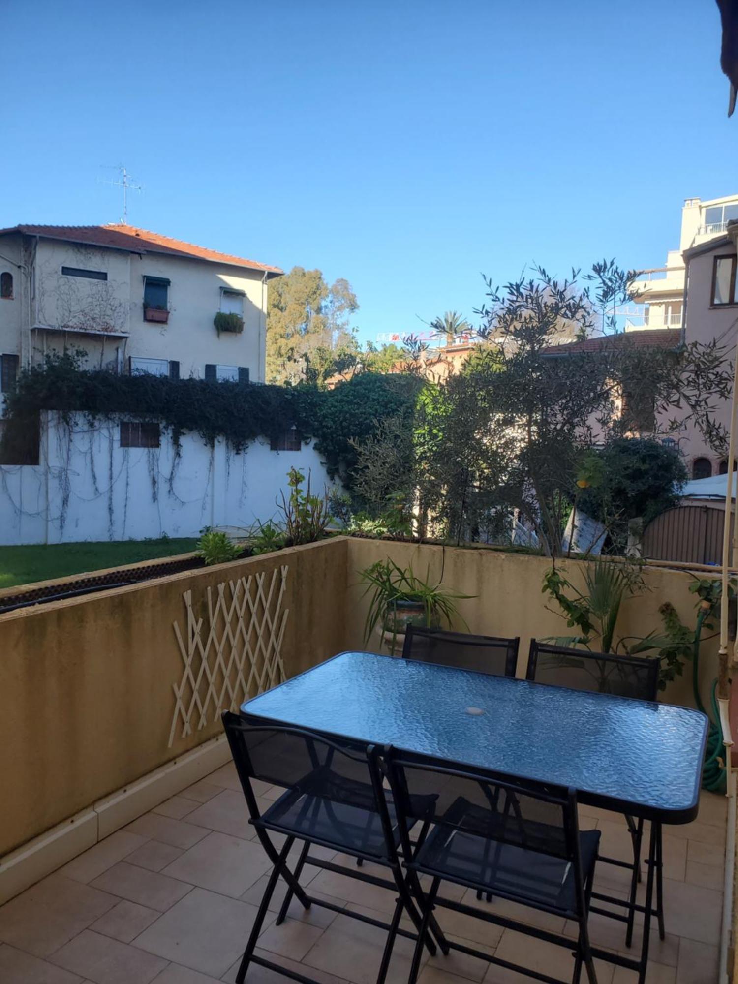 Le Pin Dore Antibes Dış mekan fotoğraf